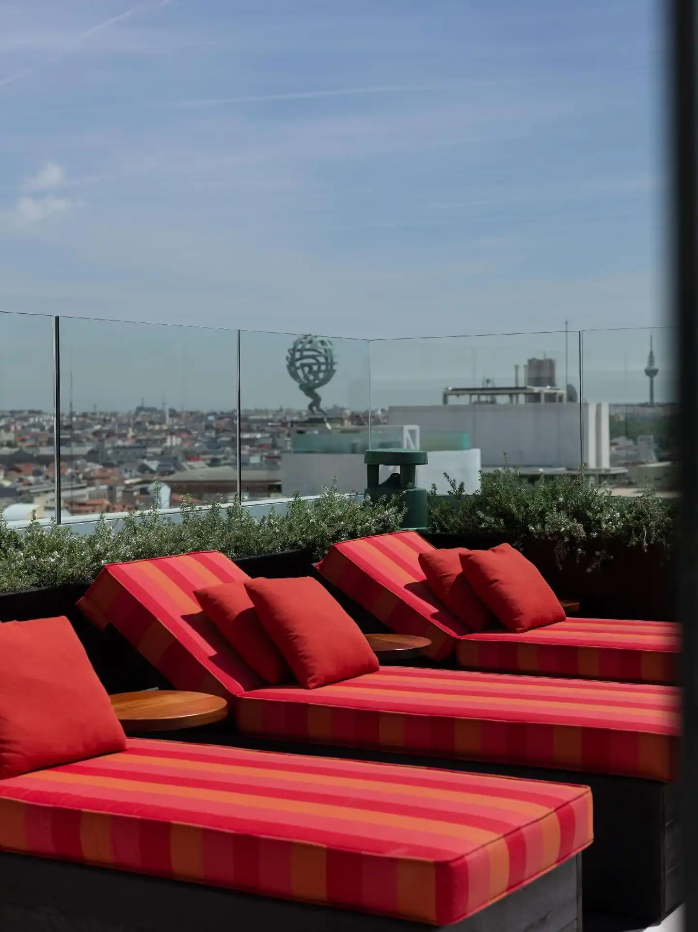Hotel Montera Madrid, Curio Collection By Hilton Terrasse
