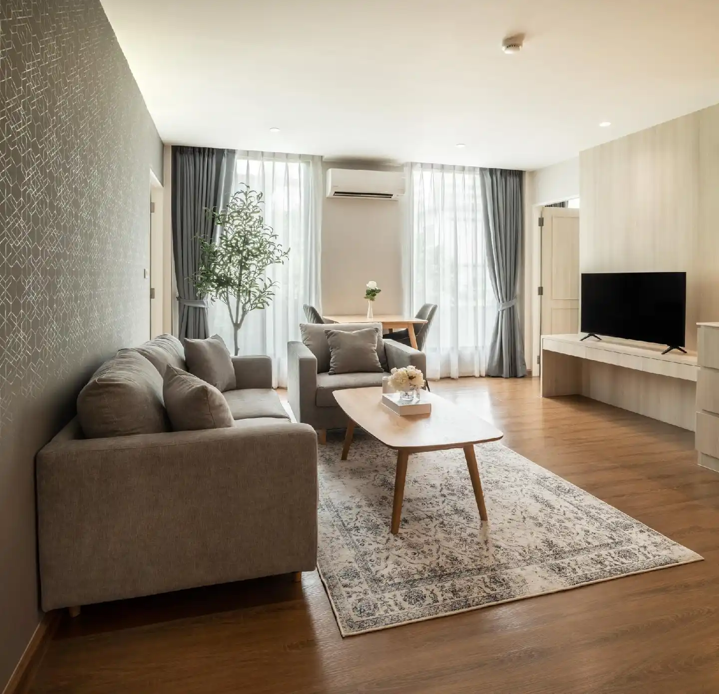 Lucky Hotel Bangkok, Sukhumvit 26 Wohnbeispiel