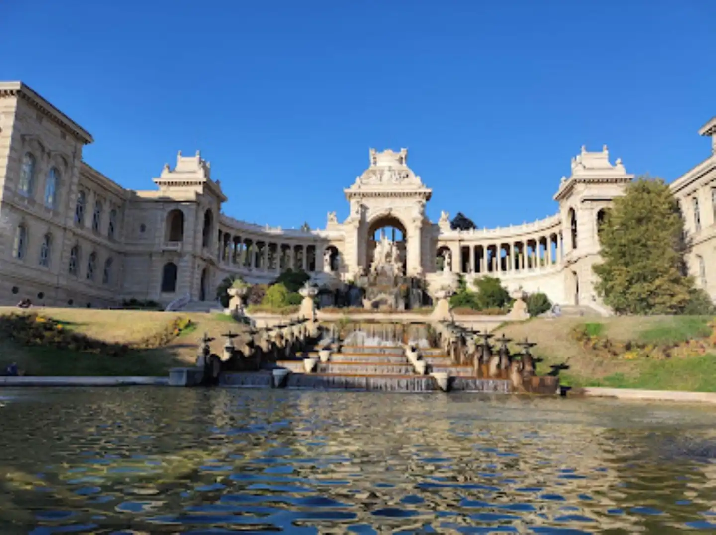 Crowne Plaza Marseille Le Dome Aussenansicht