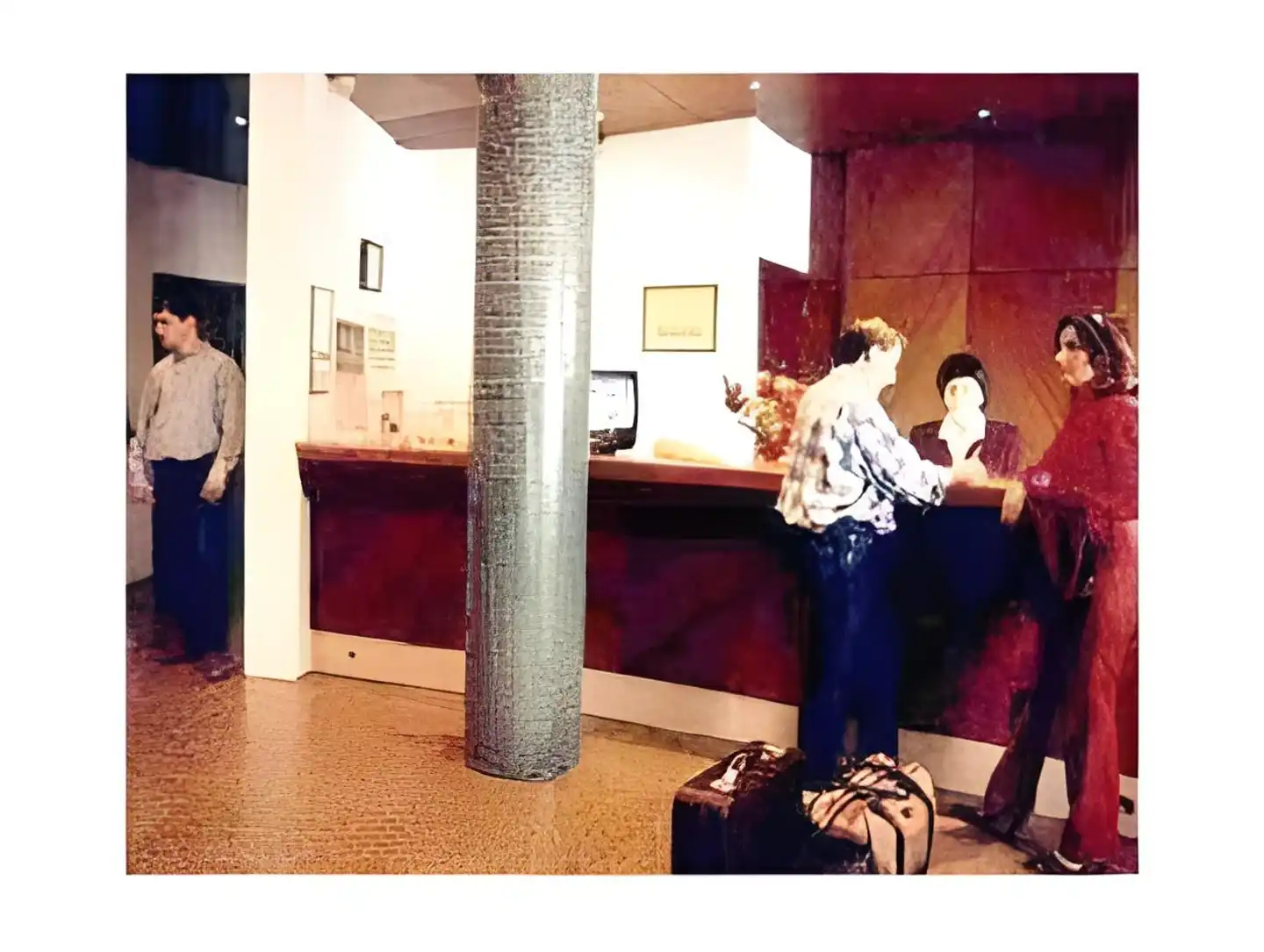 Made Inn Faro Lobby