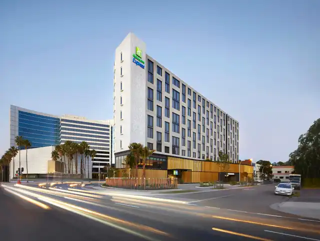 Holiday Inn Express Sydney Airport Aussenansicht