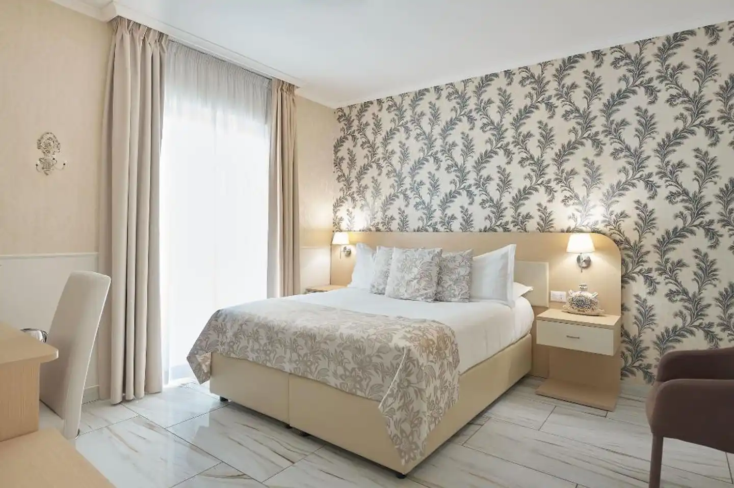 Rome Airport Inn Wohnbeispiel