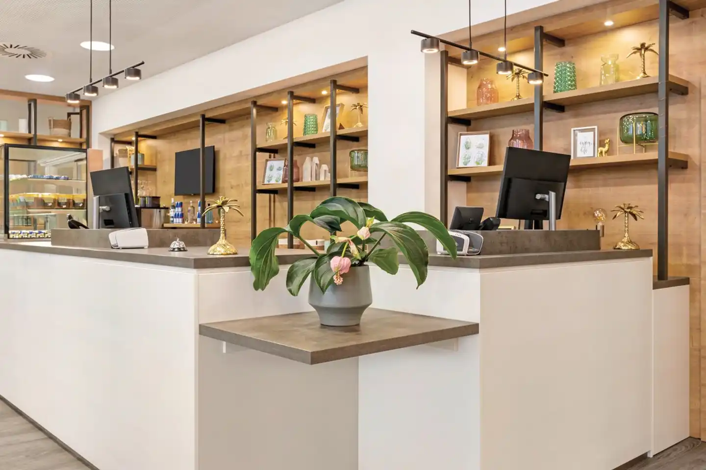 Super 8 by Wyndham Chemnitz Lobby