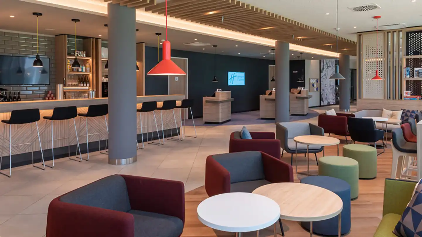 Holiday Inn Express Dusseldorf - Hauptbahnhof, an IHG hotel Lobby