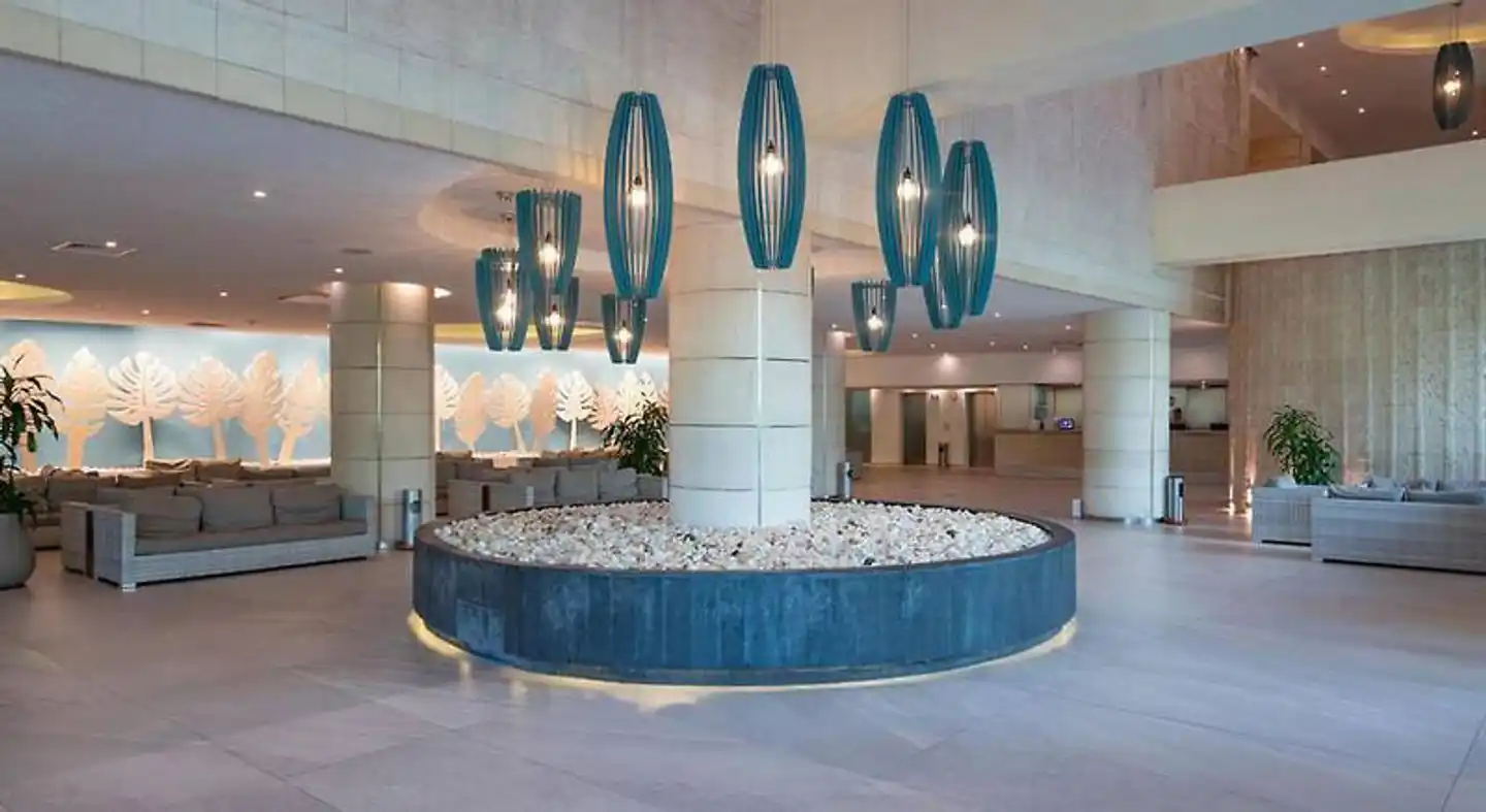 Park Royal Cancun Lobby