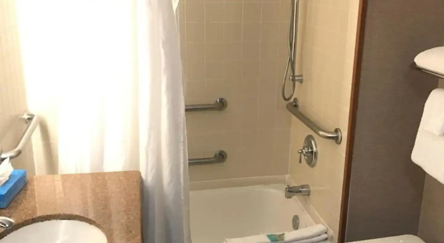 Wingate by Wyndham Convention Ctr Closest Universal Orlando Badezimmer