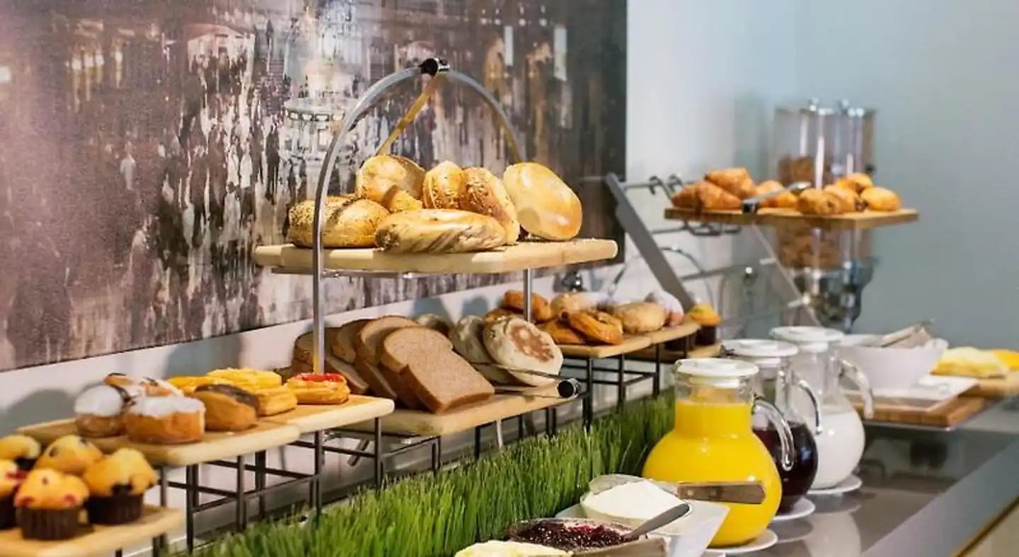 The Fifty Sonesta Select New York Restaurant