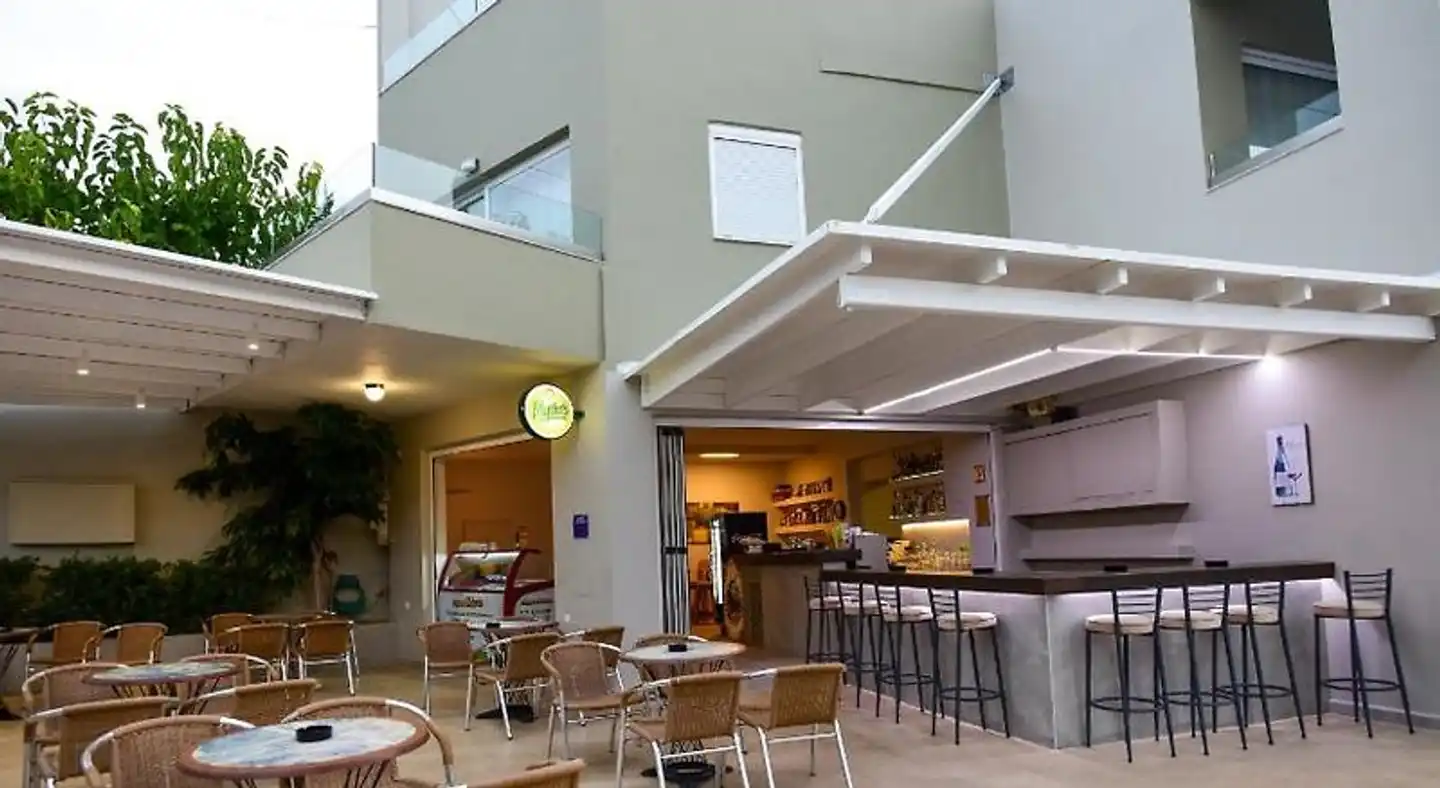 Blue Horizon Apartments Restaurant