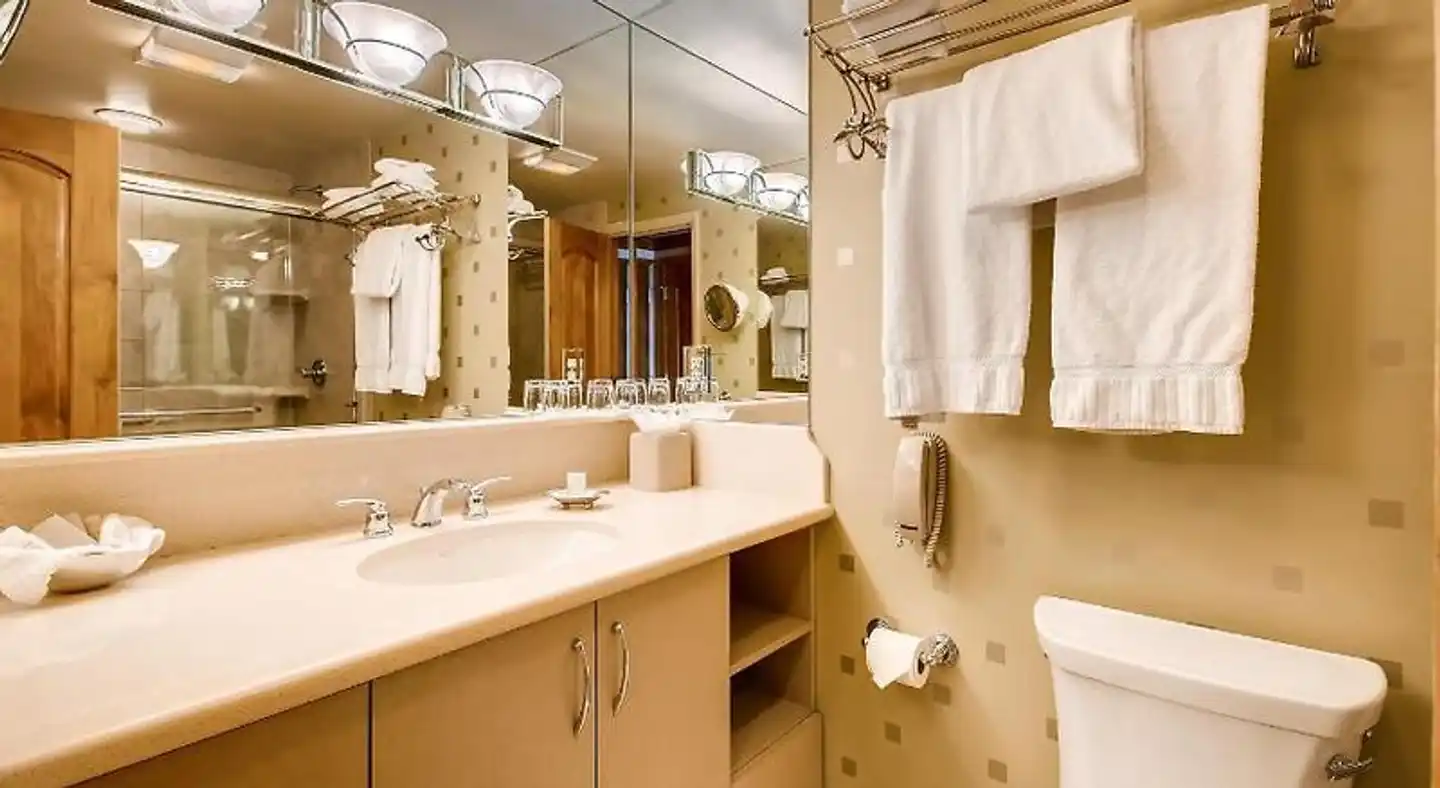 Lodge Tower Badezimmer