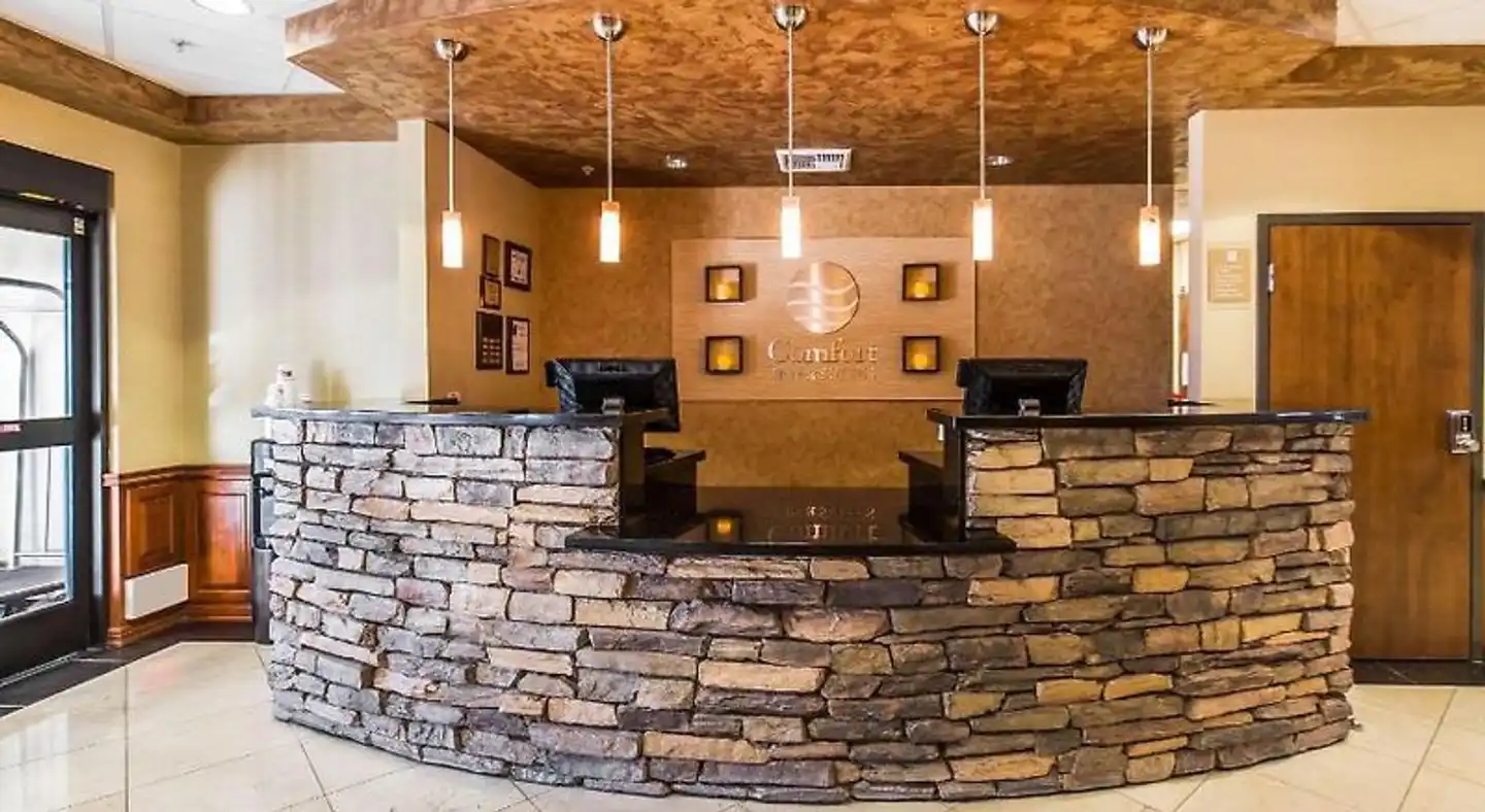 Comfort Inn & Suites Henderson Lobby