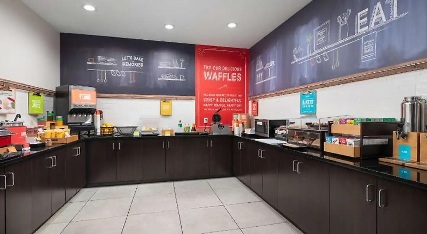 Hampton Inn Boulder/Louisville Bar