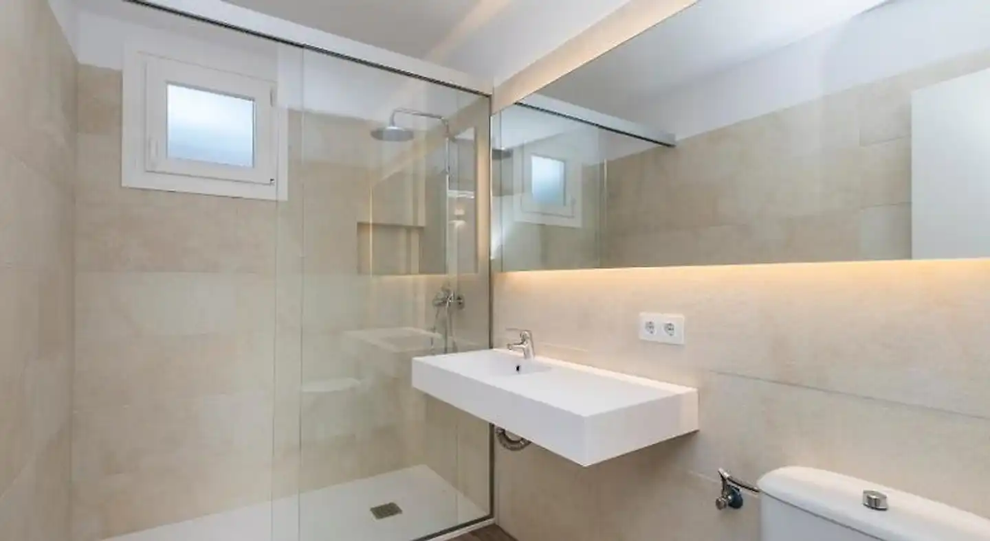 Playa Canutells Apartamentos Badezimmer