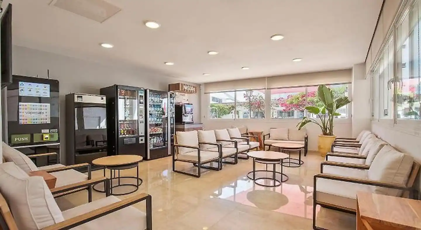 Sunside Ibiza Studios Central Park Lobby