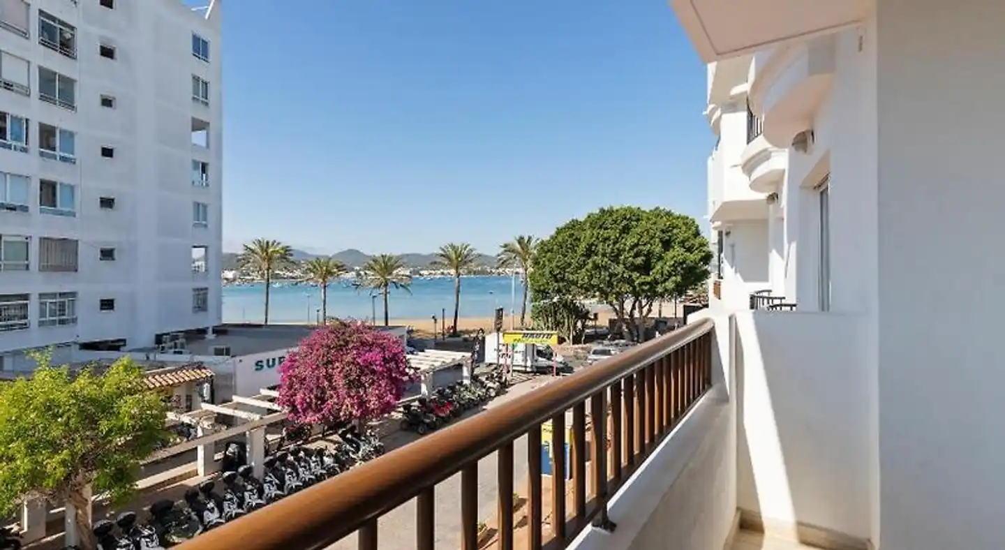 Sunside Ibiza Studios Terrasse