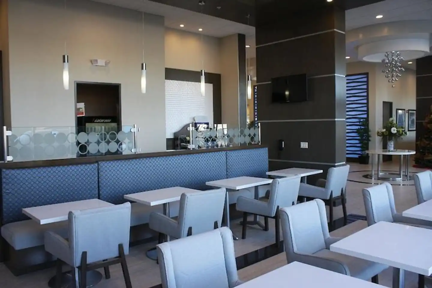 Hampton Inn by Hilton North Hollywood Lobby