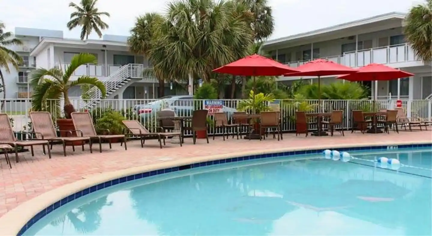 Collins Hotel Garten