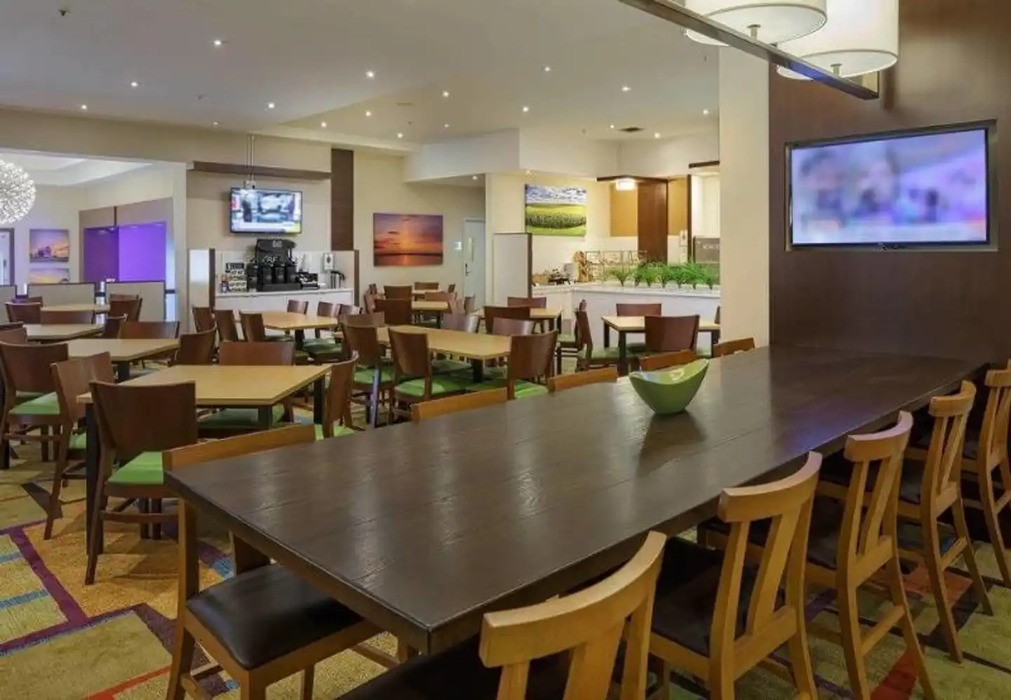 Fairfield Inn & Suites by Marriott Belleville Bar