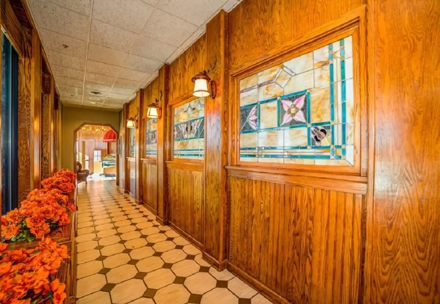 Grand Vista Hotel Lobby