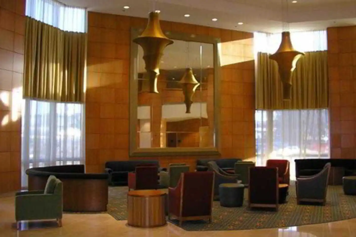 Renaissance Chicago O'Hare Suites Hotel Lobby