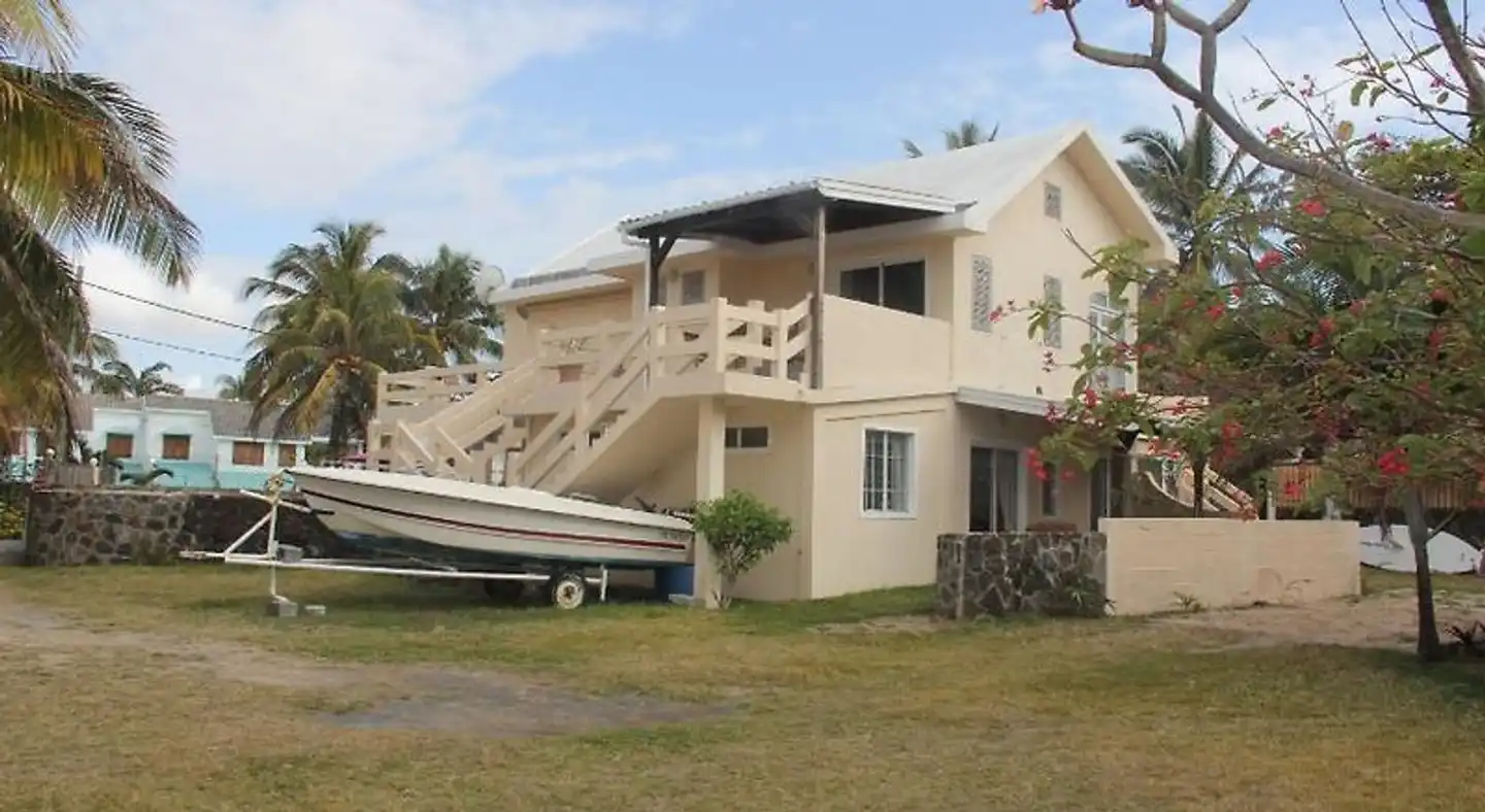 Keravel Bungalows Aussenansicht