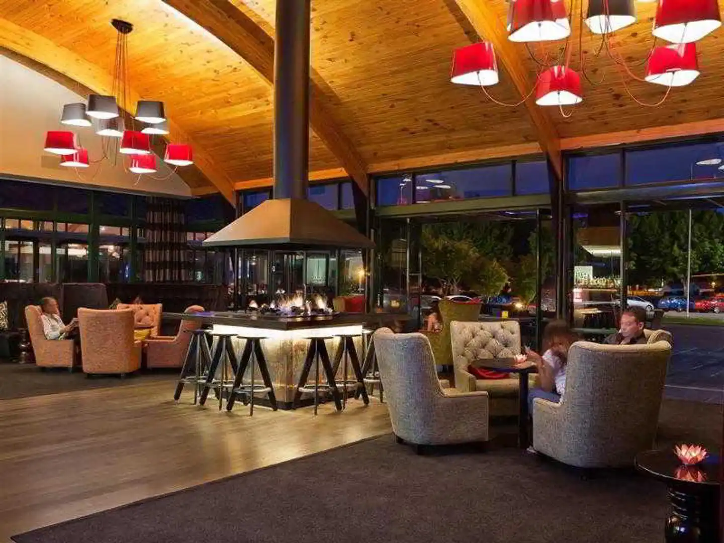 Novotel Rotorua Lakeside Hotel Bar