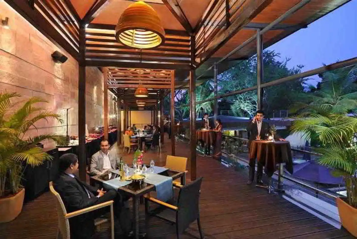 Grand Mercure Bangalore Restaurant