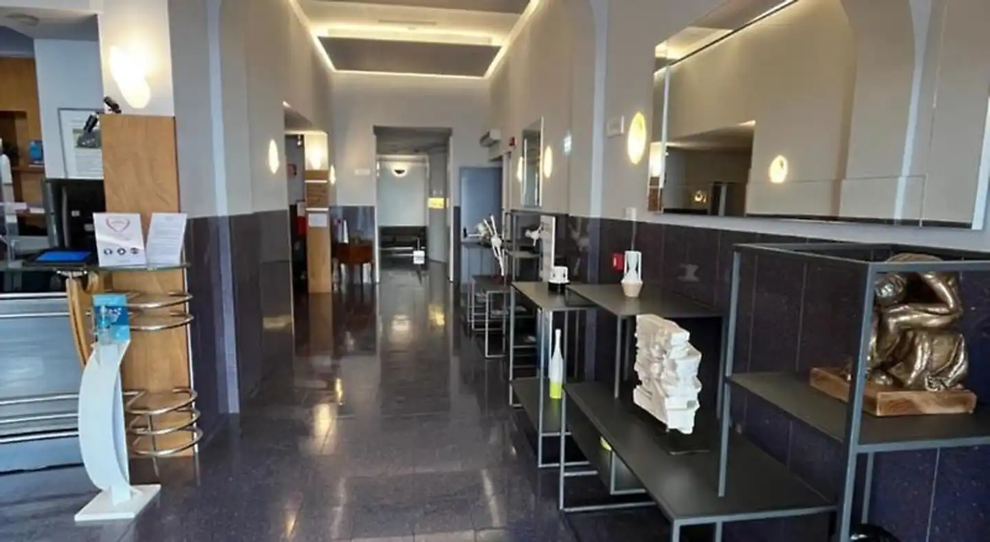 Best Western Hotel Plaza Bar