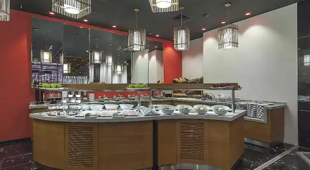 Ramada Encore Izmir Restaurant