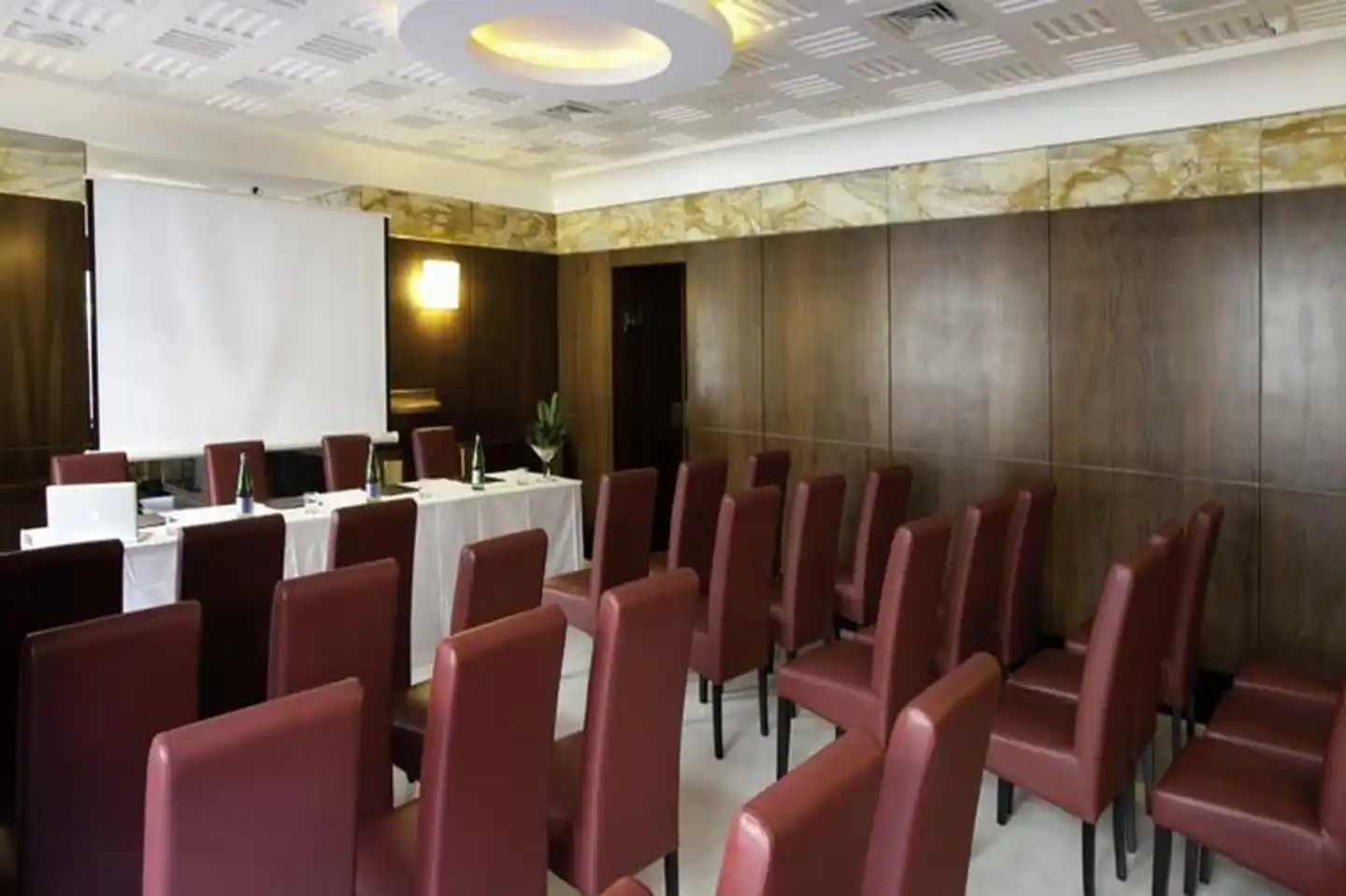 Naples Konferenz