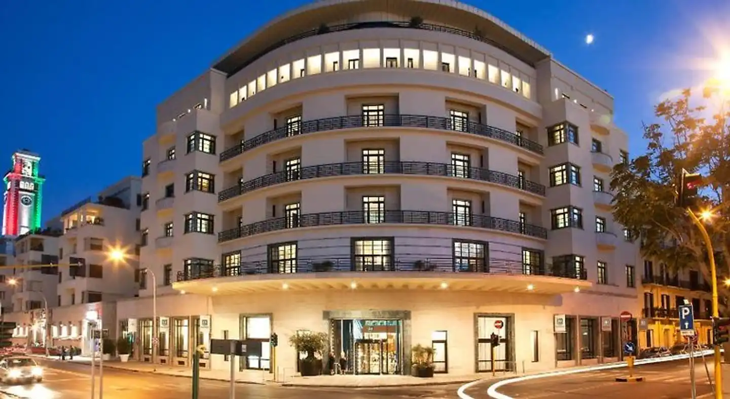 JR Hotels Bari Grande Albergo Delle Nazioni Aussenansicht