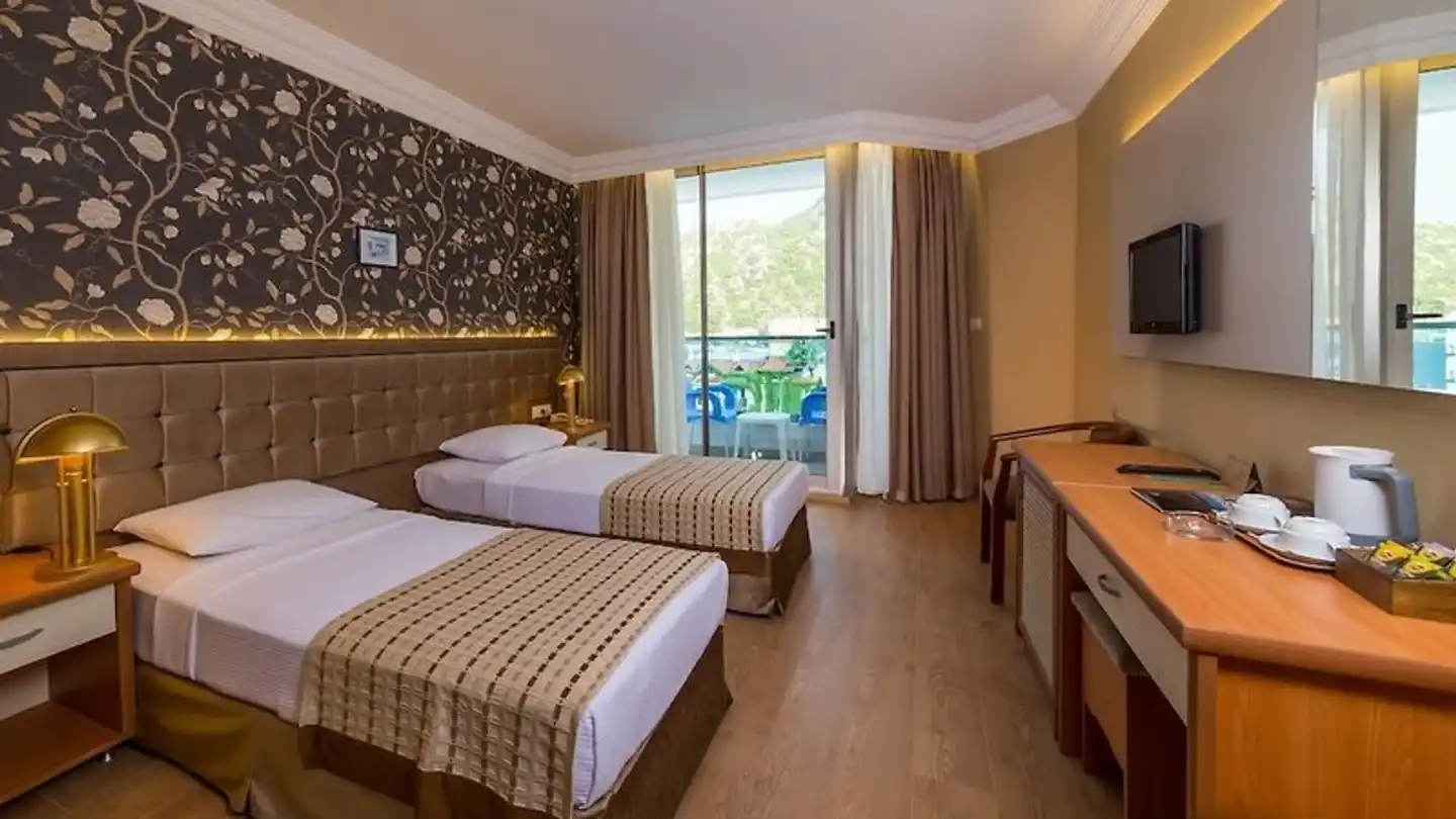 Letoile Beach Hotel Wohnbeispiel