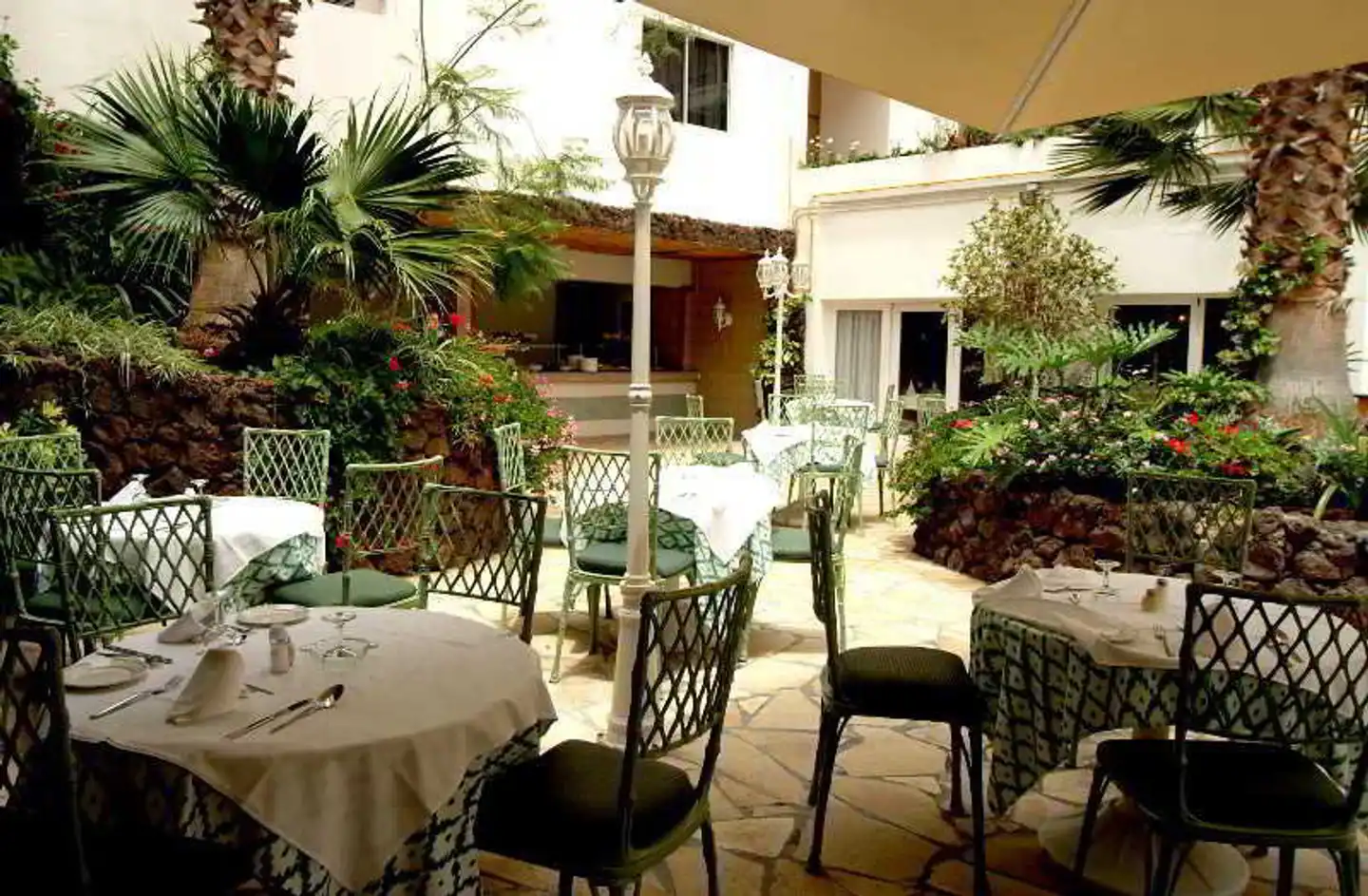 HC Hotel Magec Restaurant