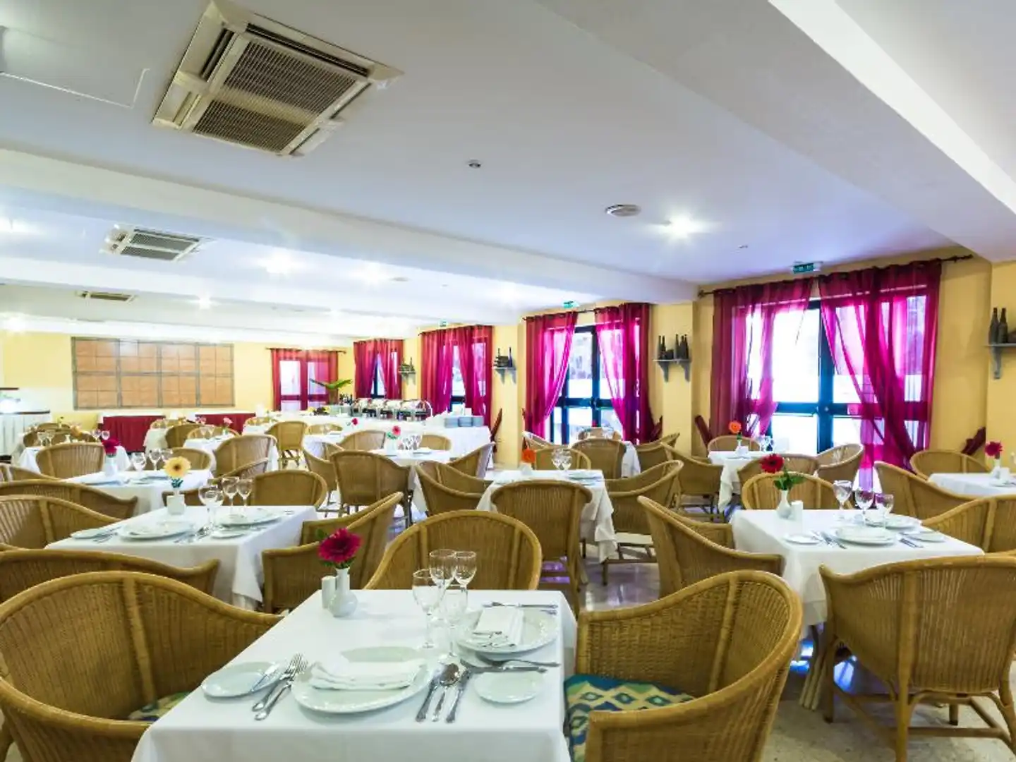 BlueBay Beach Club Restaurant
