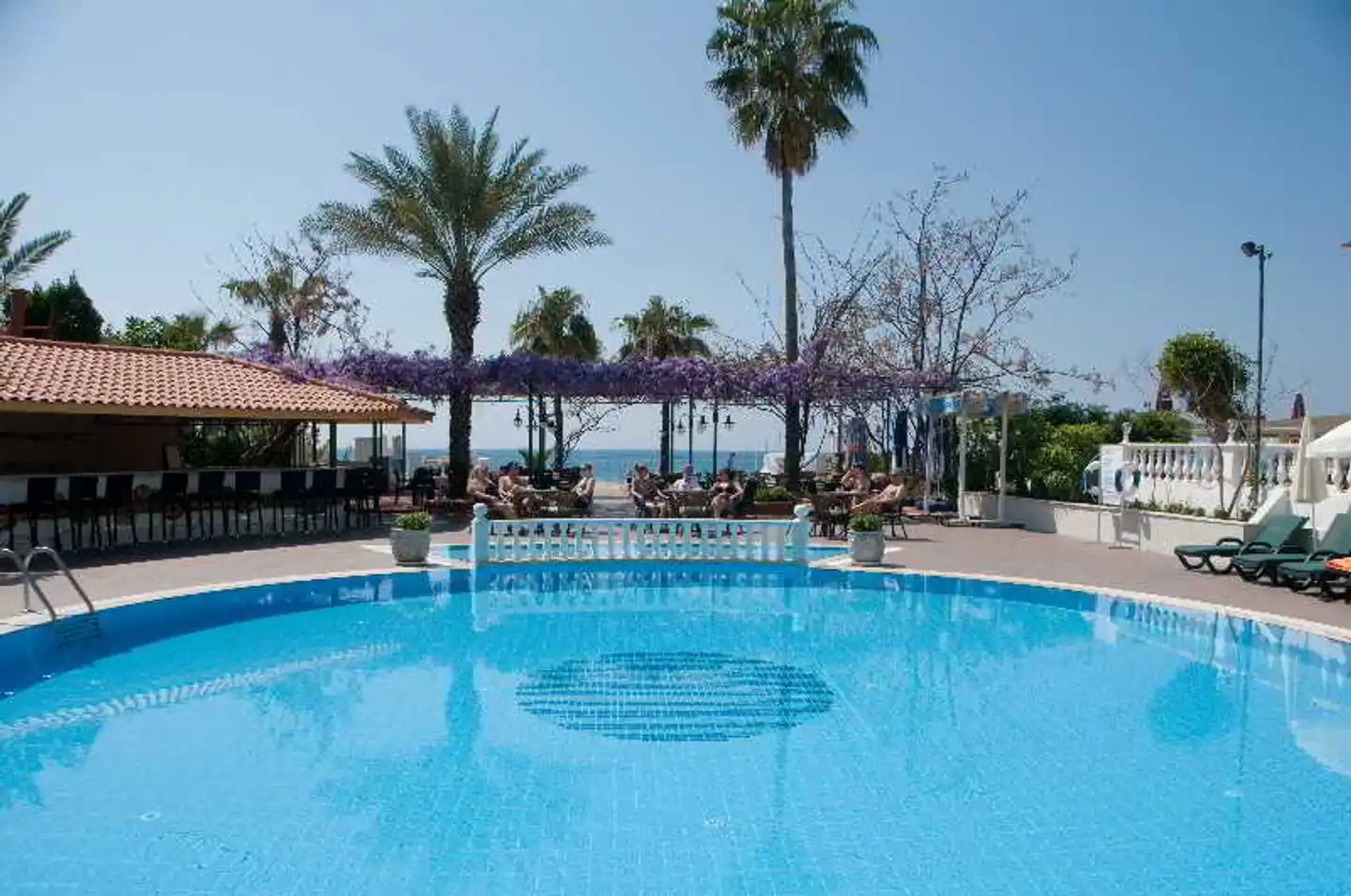 Azak Hotel Pool