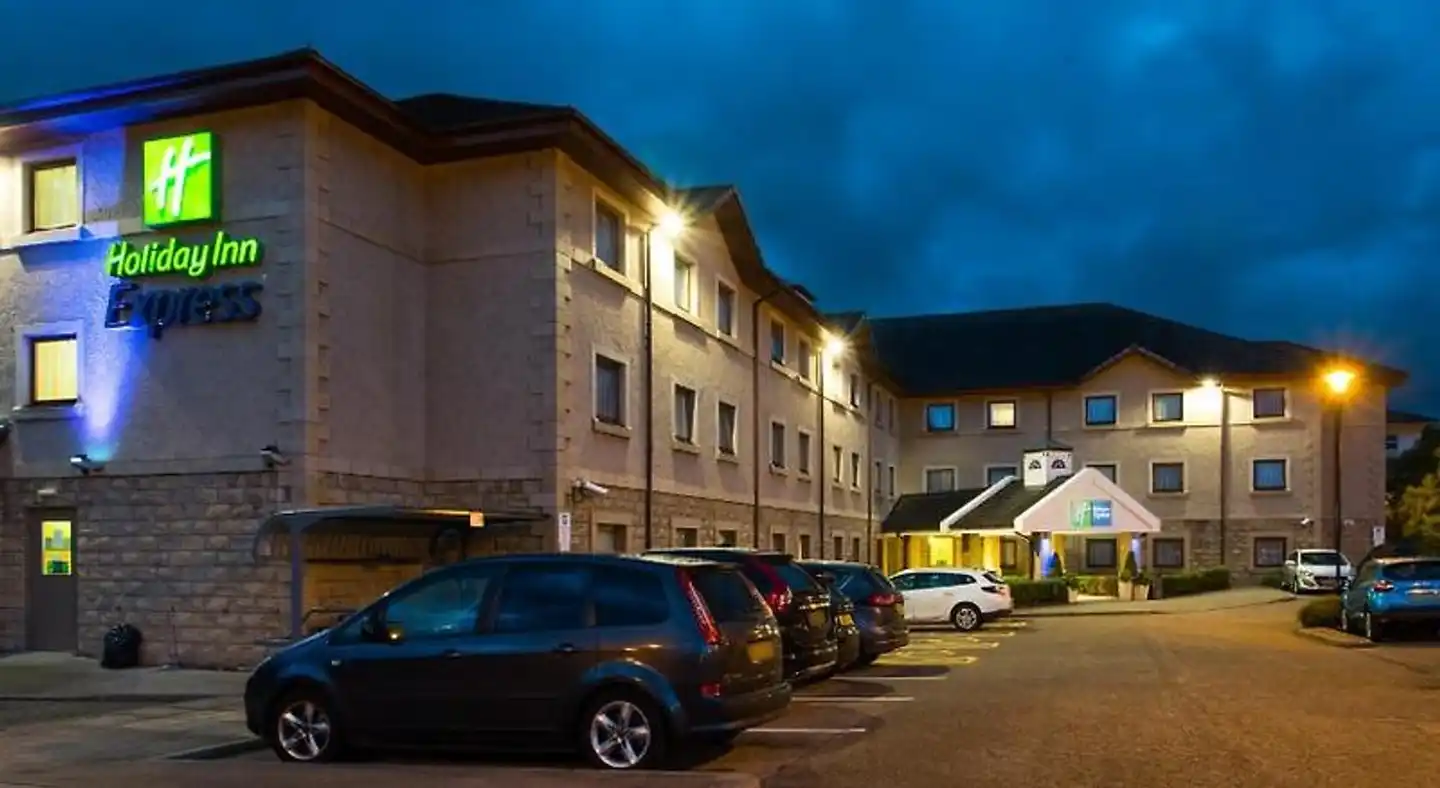 Holiday Inn Express Inverness Aussenansicht