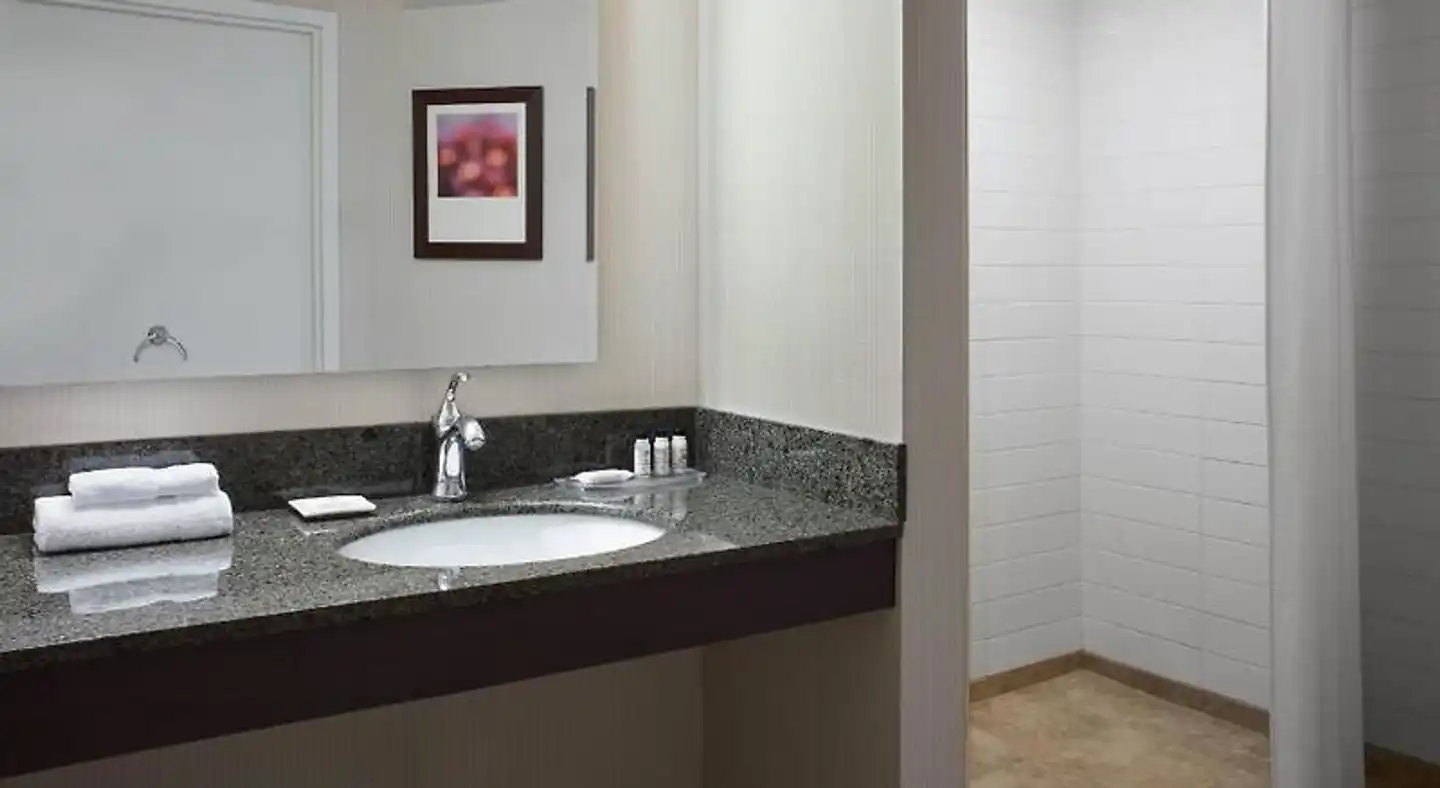 Delta Hotels by Marriott Beausejour Badezimmer