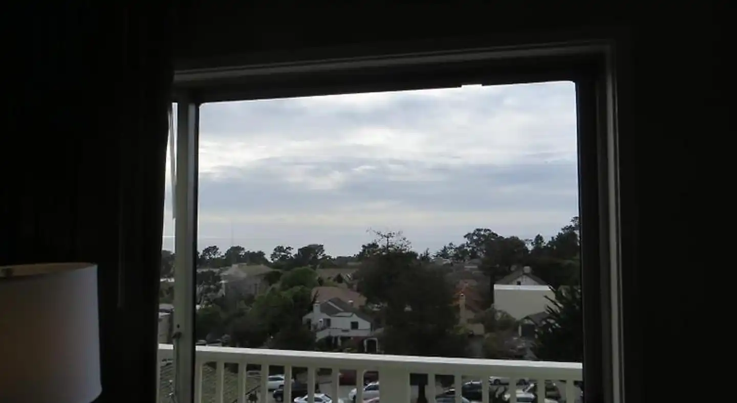 Best Western PLUS Carmel Bay View Inn Terrasse