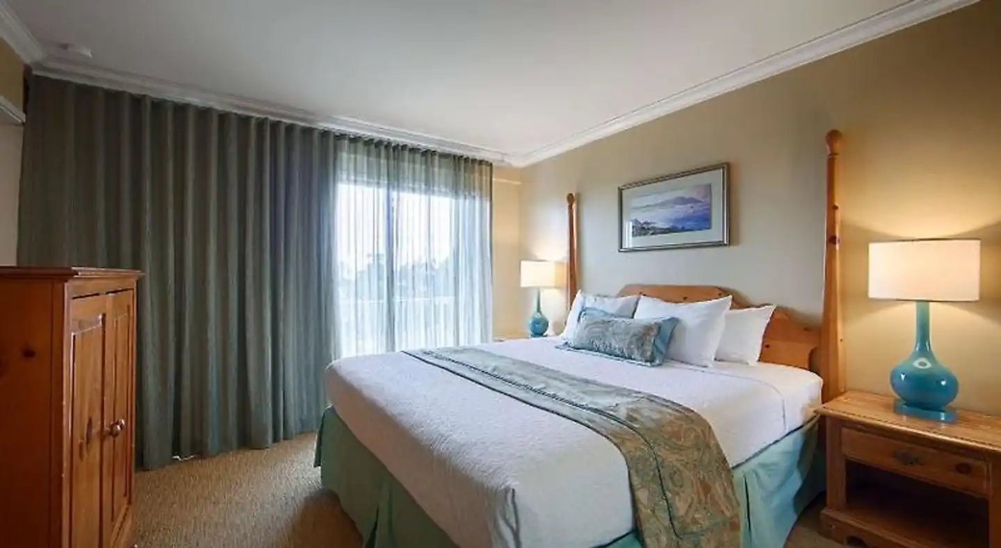 Best Western PLUS Carmel Bay View Inn Wohnbeispiel