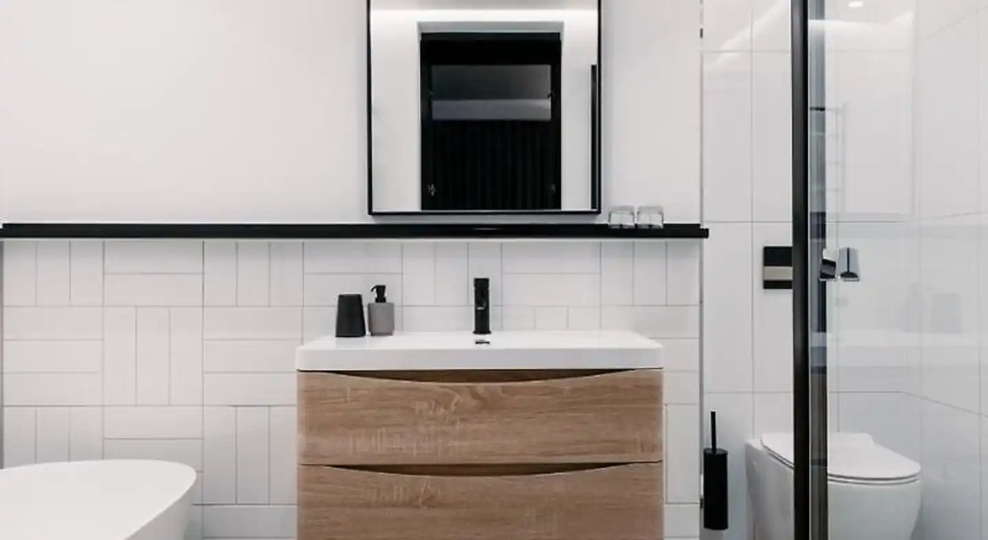 Latitude Aparthotel by Totalstay Badezimmer