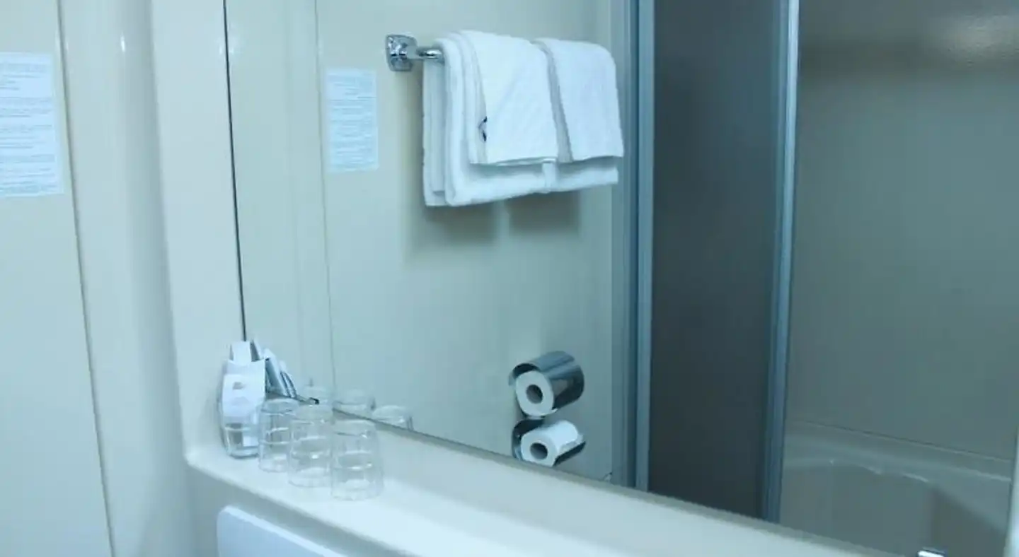 Hotel Goldene Krone Badezimmer