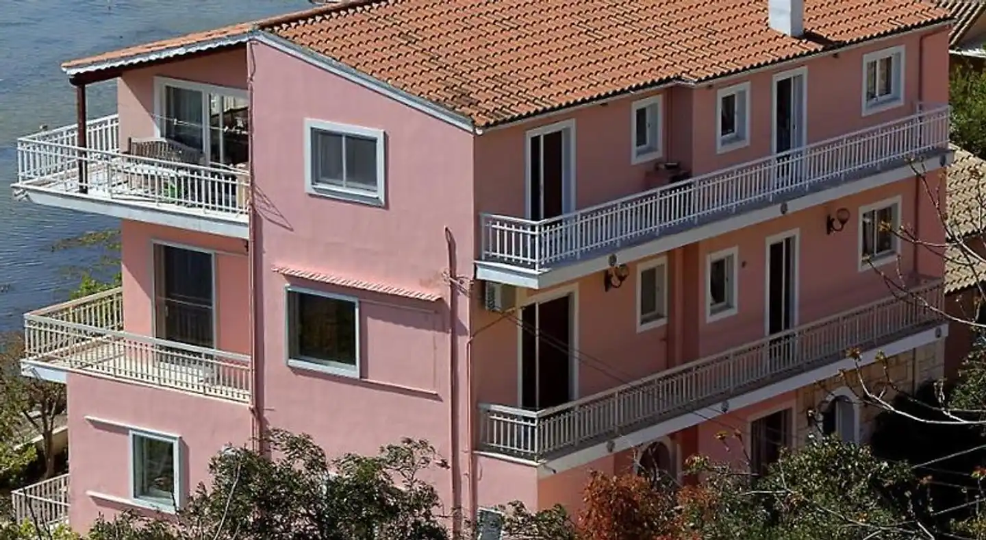 Anna Apartments Kanoni Aussenansicht