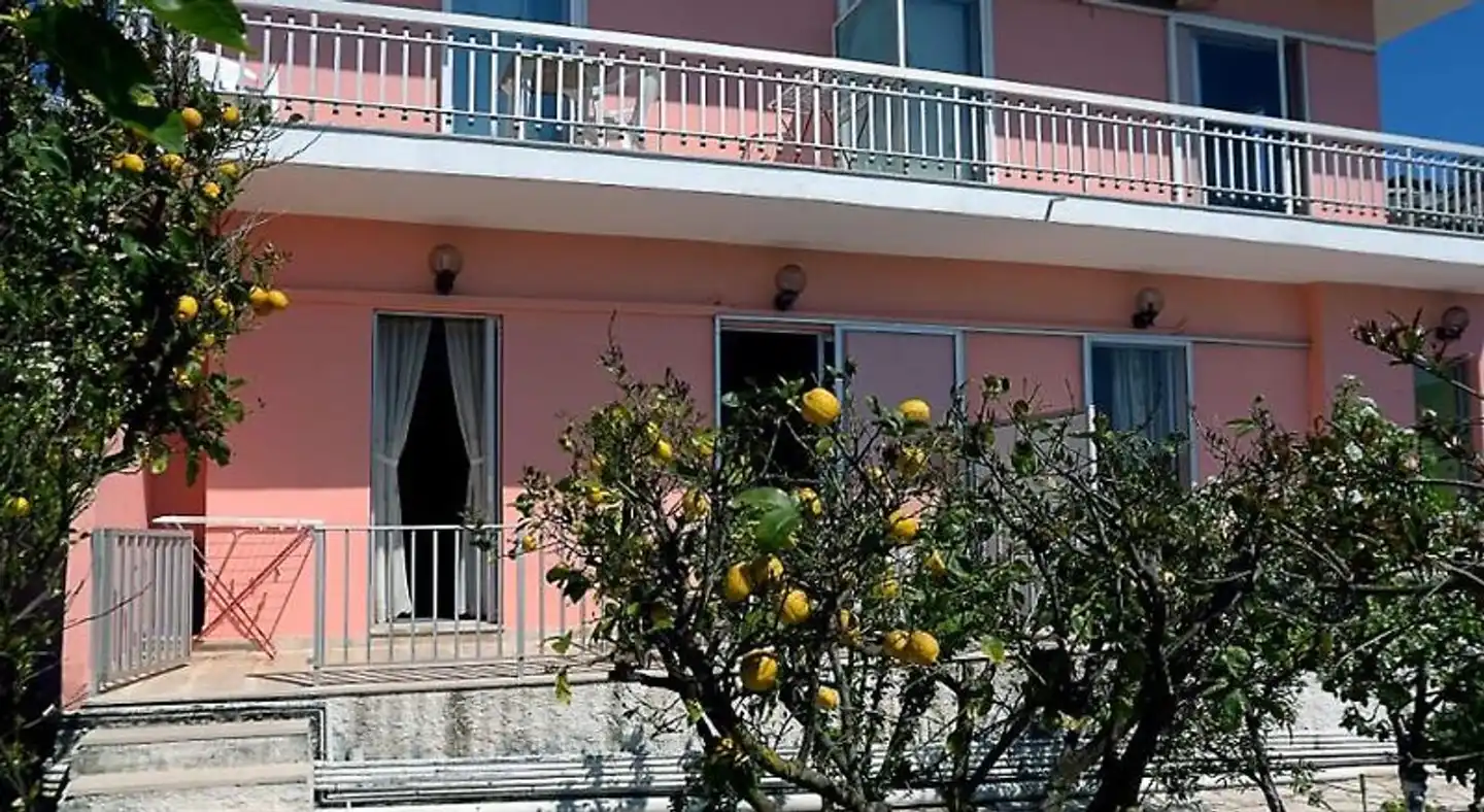 Anna Apartments Kanoni Aussenansicht