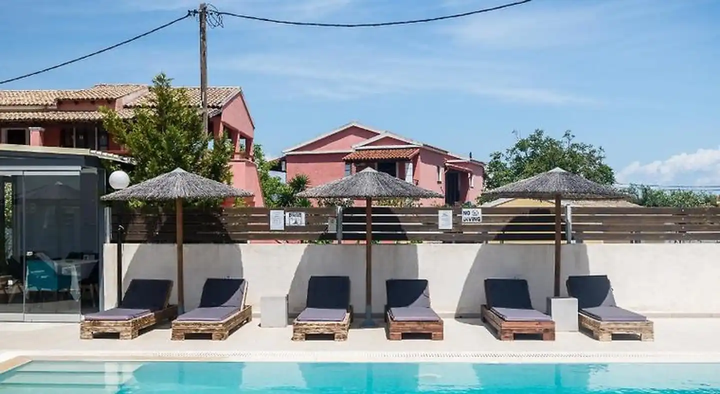 Delight Deluxe Hotel Pool