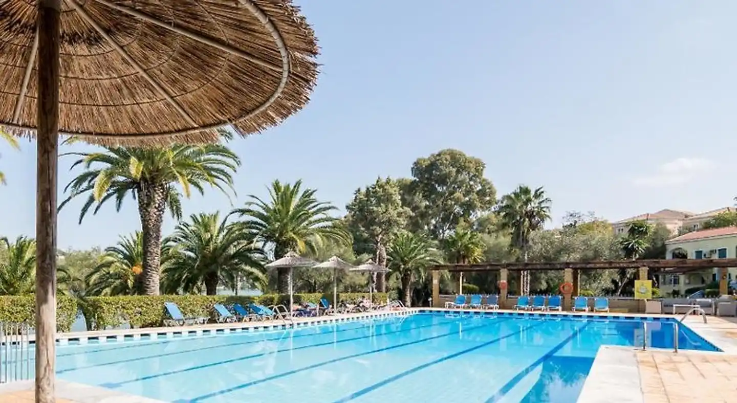 Helion Resort at Govino Bay Pool