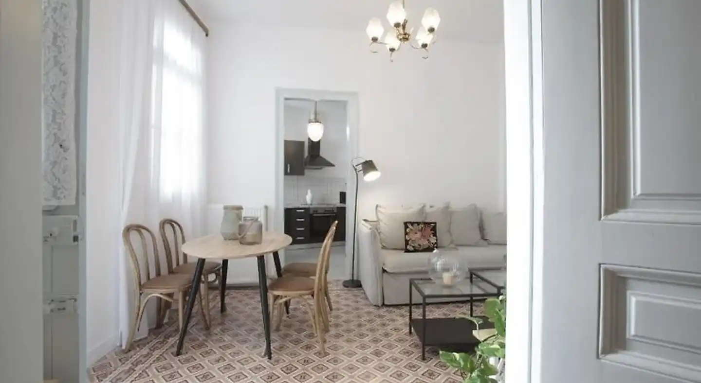 Live in Athens, Thiseio Historic House Wohnbeispiel