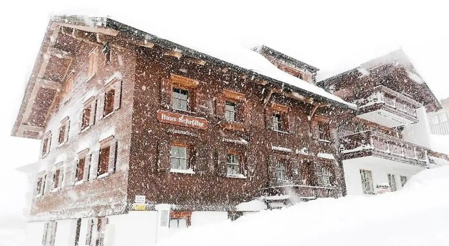 Haus Schröfler Modellaufnahme