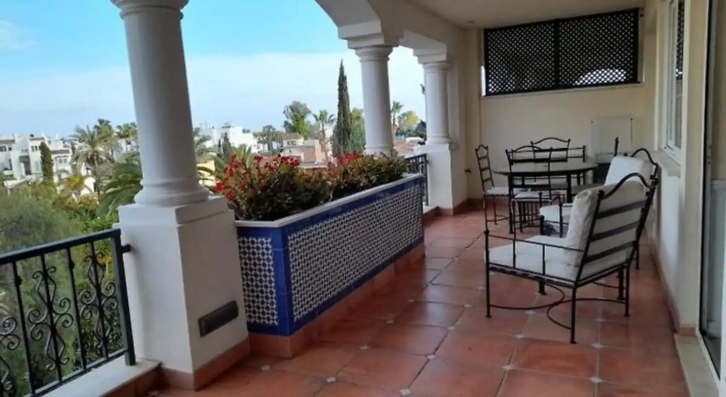 Apartamentos Guadalpin Boutique Terrasse
