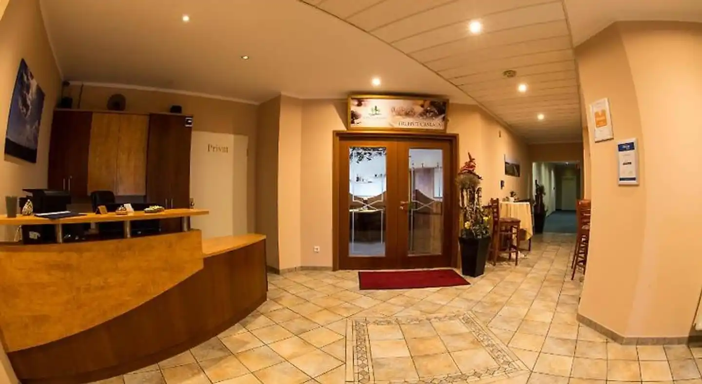 Thannhof Lobby