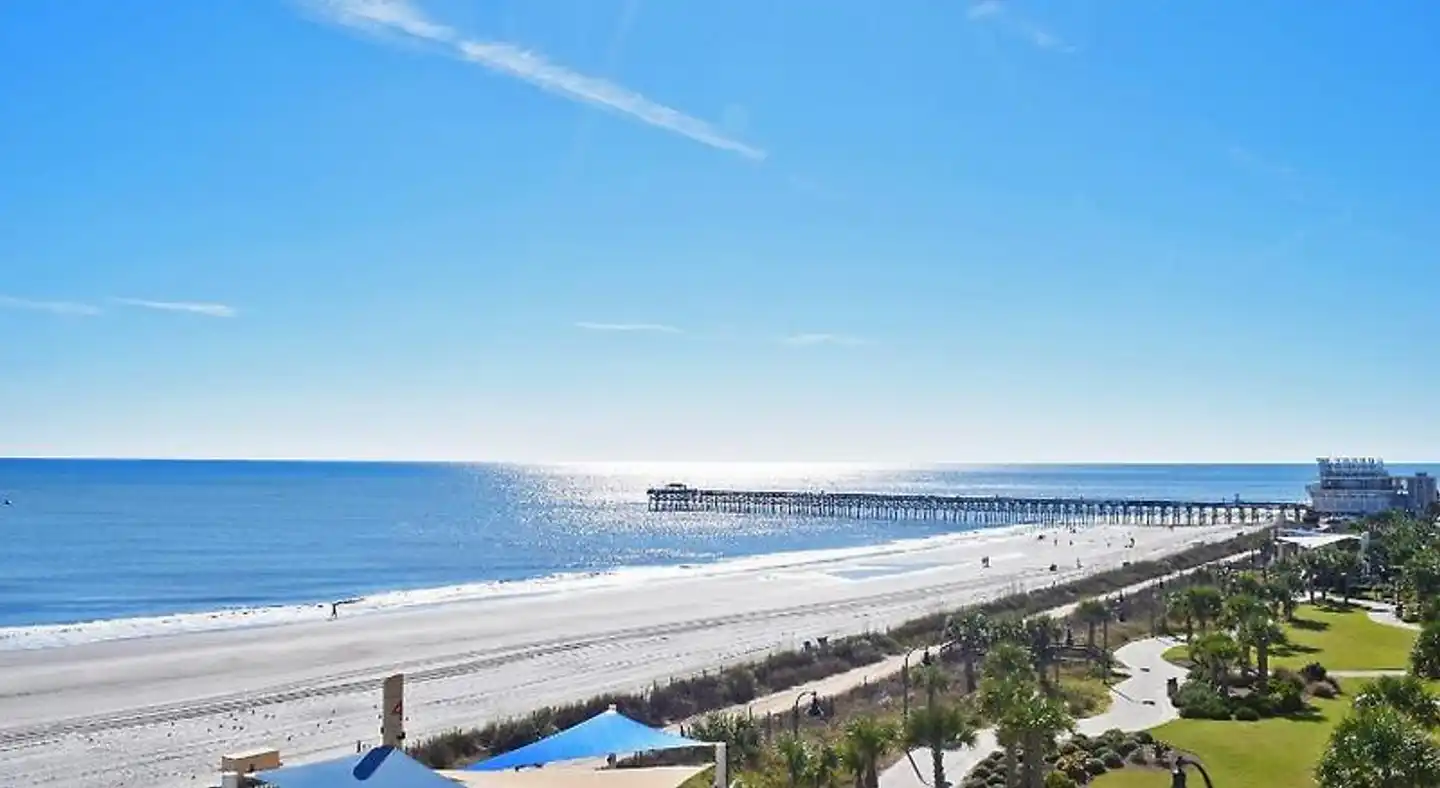 Holiday Sands North "On the Boardwalk" Strand