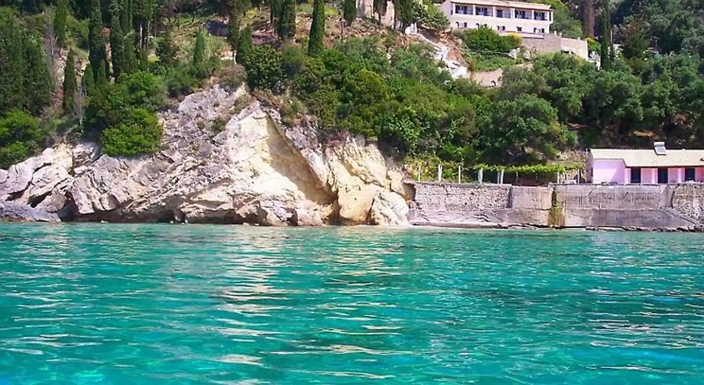 Pieros Studios Alipa Landschaft